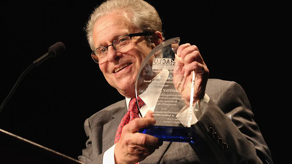 Left-Wing Professor Suggests Tucker Carlson, ‘Trump Wing’ Of GOP Are Committing Treason For Opposing Ukraine Conflict