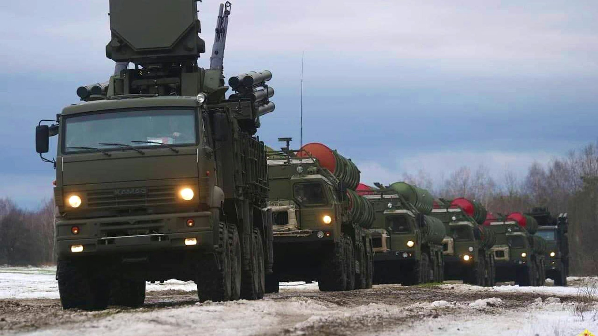 UNKNOWN LOCATION, BELARUS - FEBRUARY 09: (----EDITORIAL USE ONLY â MANDATORY CREDIT - "BELARUS DEFENSE MINISTRY / HANDOUT" - NO MARKETING NO ADVERTISING CAMPAIGNS - DISTRIBUTED AS A SERVICE TO CLIENTS----) S-400 and Pantsir-S air defence systems arrive to participate in the Russian-Belarusian military will start a joint exercise amid tension between Ukraine and Russia at an Unknown location in Belarus on February 9, 2022. According to the Belarusian Ministry of Defense, the joint military exercise "Allied Resolve 2022" will take place from February 10-20. The military units of the Russian Armed Forces from the Eastern Military District and some military units of the Belarusian Armed Forces will in the exercise.
