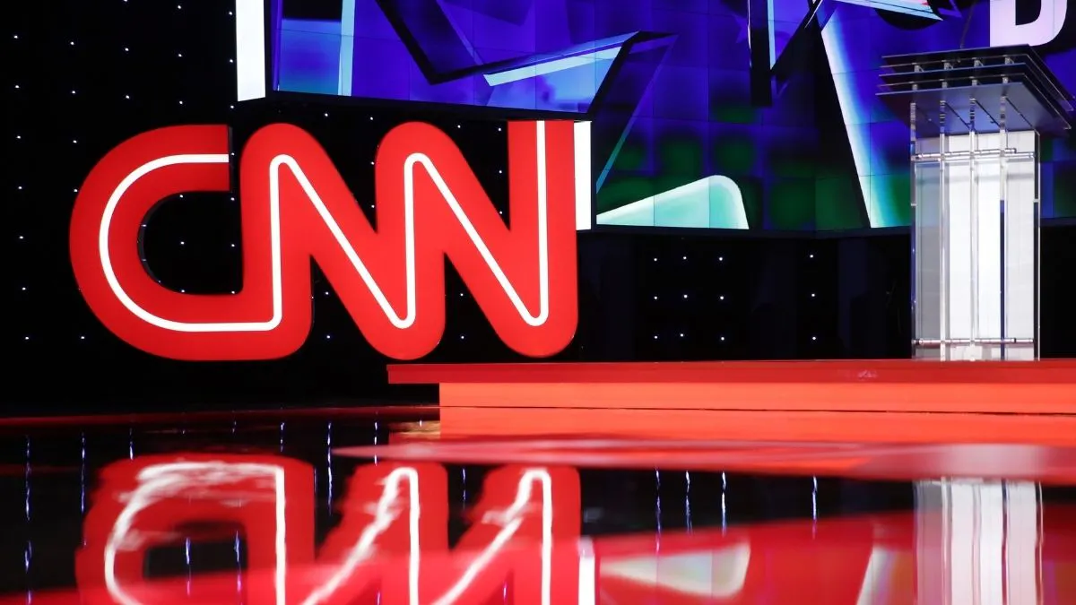 CNN Host, Guest Struggle With Club Q Shooter’s Non-Binary Identity: ‘That’s A Man’