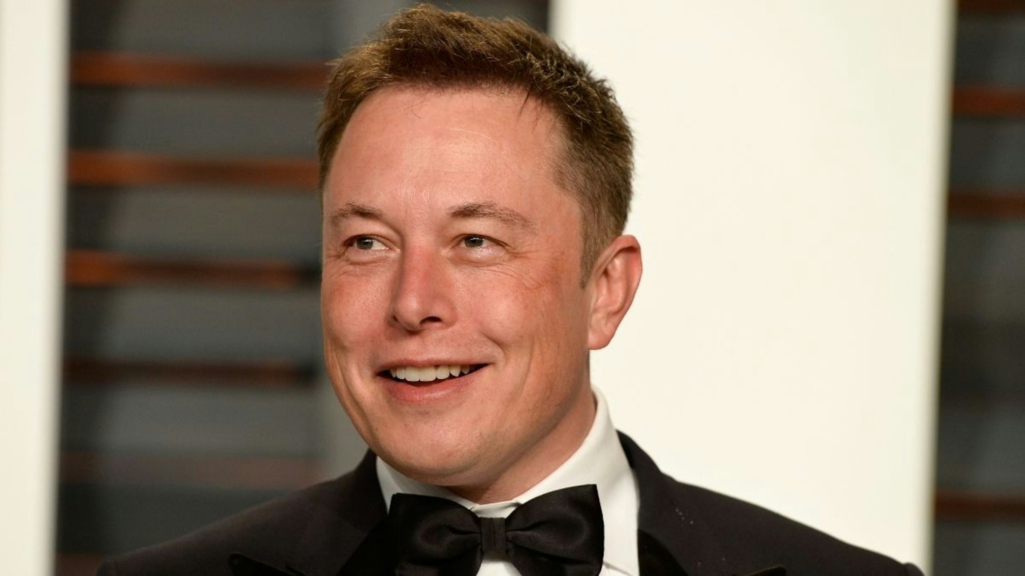 CEO of Tesla and Space X Elon Musk attends the 2015 Vanity Fair Oscar Party hosted by Graydon Carter at Wallis Annenberg Center for the Performing Arts on February 22, 2015 in Beverly Hills, California.