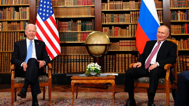 US president Joe Biden (L) and Russia's President Vladimir Putin meet at the start of the U.S.-Russia summit at Villa La Grange on June 16, 2021 in Geneva, Switzerland.