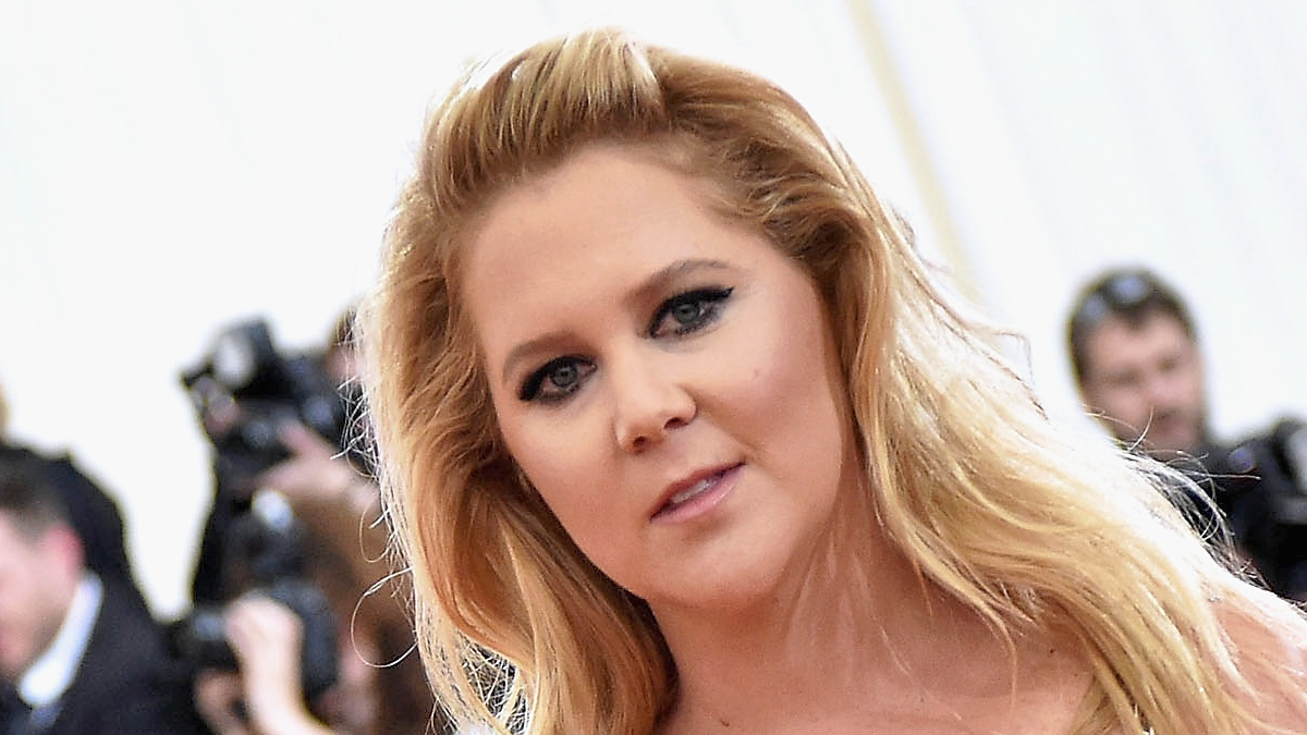 I Felt Bad For Him Too Amy Schumer Reflects On Past Abusive Relationship Talking About Will Smiths Actions At Oscars