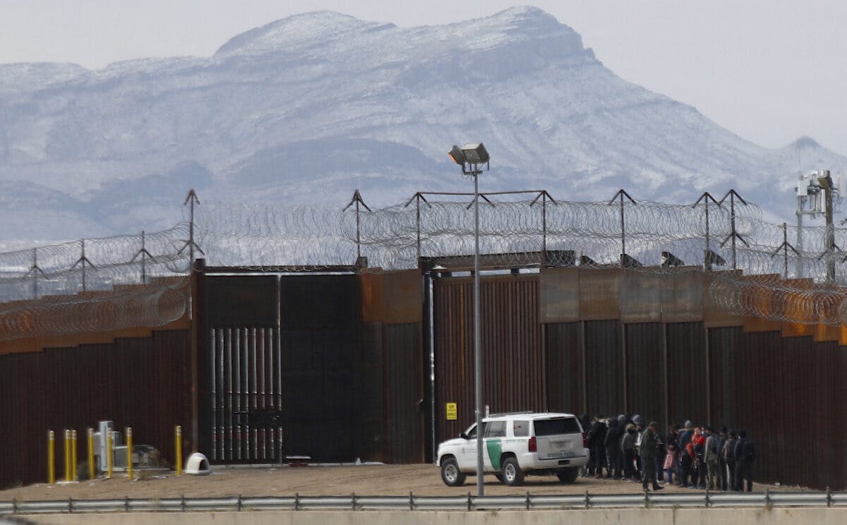As Midterms Approach, Democrats Pretend To Want More Border Security 1 image