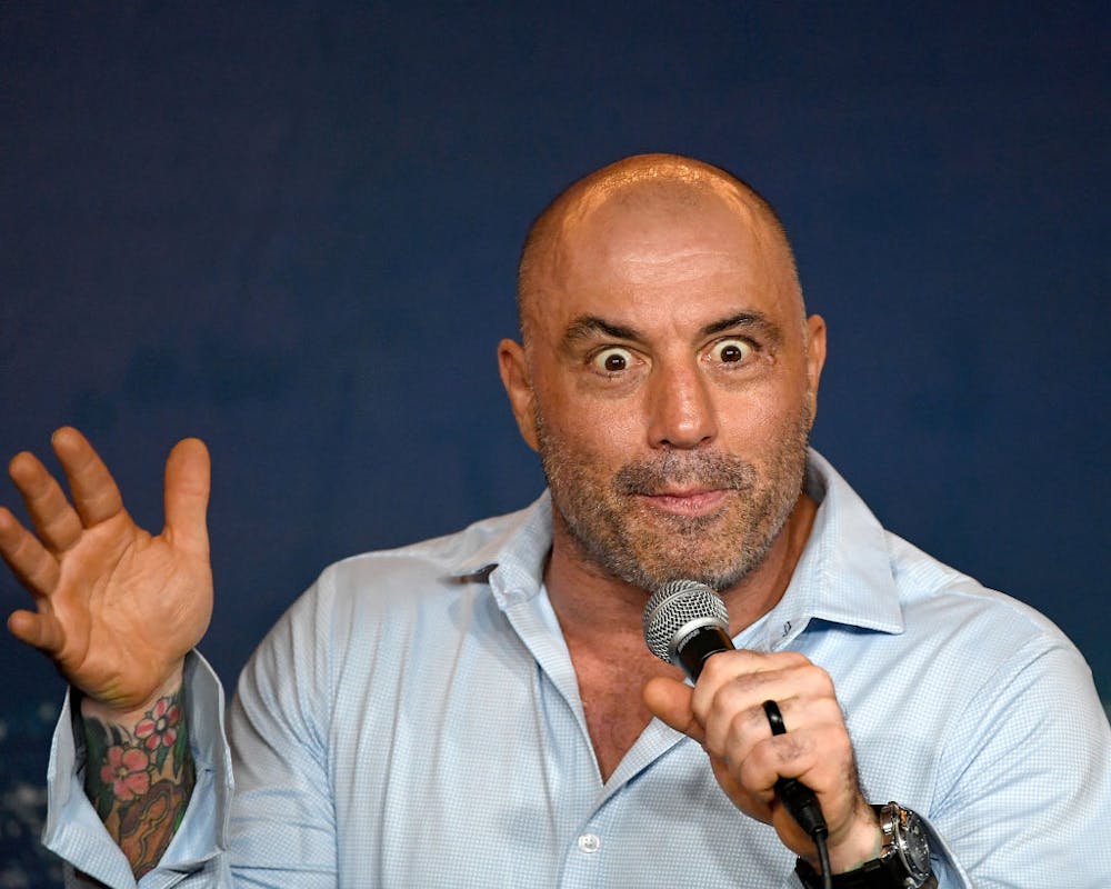 ‘Some F***ery Afoot’: Joe Rogan Flames Media For Scuttling Hunter Biden Story 1 image