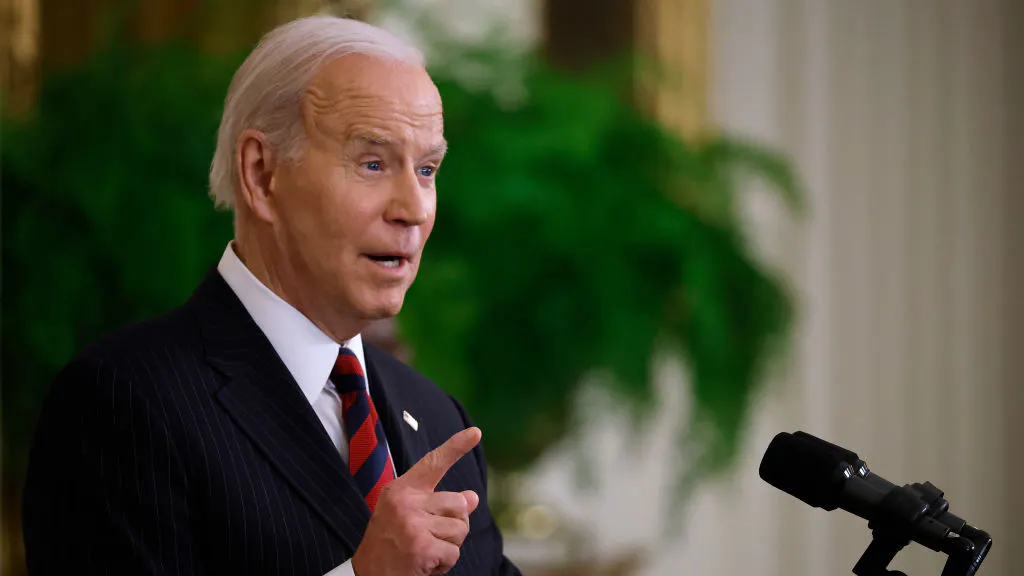 Biden Announces ‘The First Lady’s Husband Contracted COVID’ — Has To Be Reminded That’s Him
