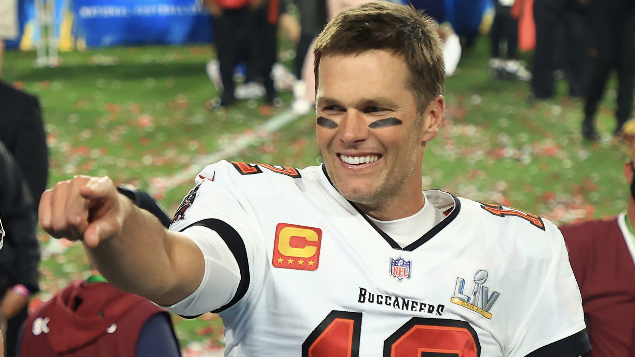 TAMPA, FLORIDA - FEBRUARY 07: Tom Brady #12 of the Tampa Bay Buccaneers celebrates after defeating the Kansas City Chiefs in Super Bowl LV at Raymond James Stadium on February 07, 2021 in Tampa, Florida. The Buccaneers defeated the Chiefs 31-9.