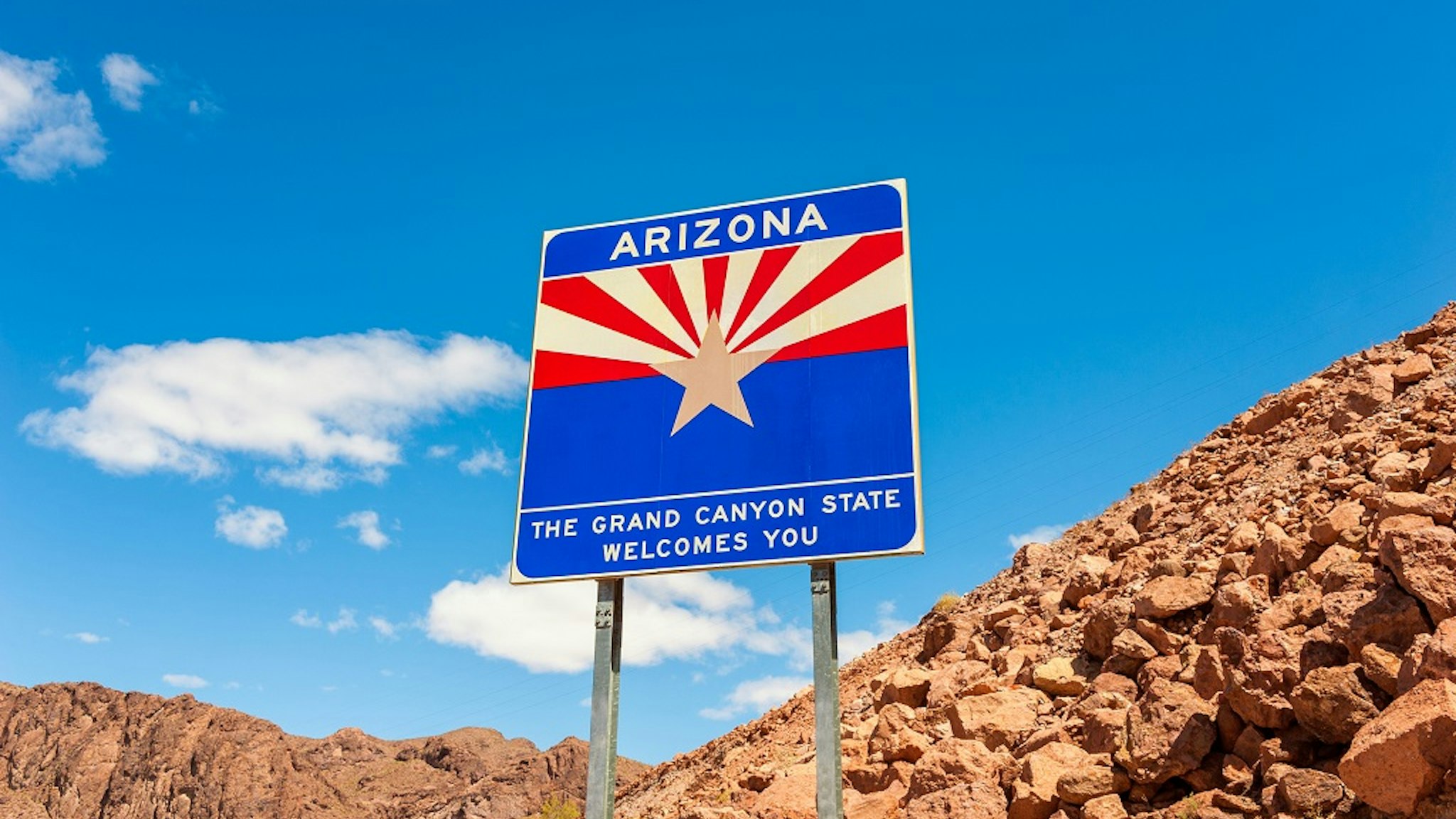 Welcome to Arizona Sign, on the border of U.S. States Arizona and Nevada.
