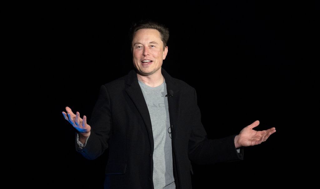Twitter Misses Earnings Forecast Blames Elon Musk