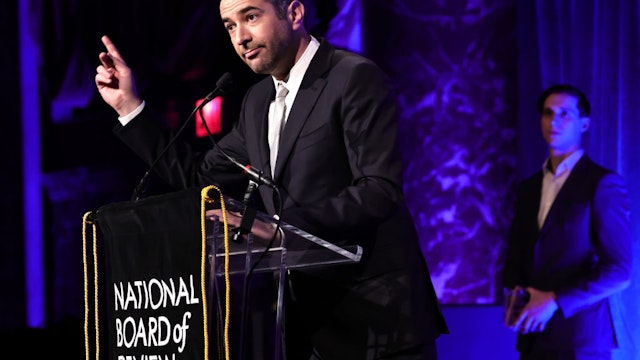 NEW YORK, NEW YORK - MARCH 15: Ari Melber speaks onstage at the National Board of Review annual awards gala at Cipriani 42nd Street on March 15, 2022 in New York City. (Photo by Jamie McCarthy/Getty Images for National Board of Review
