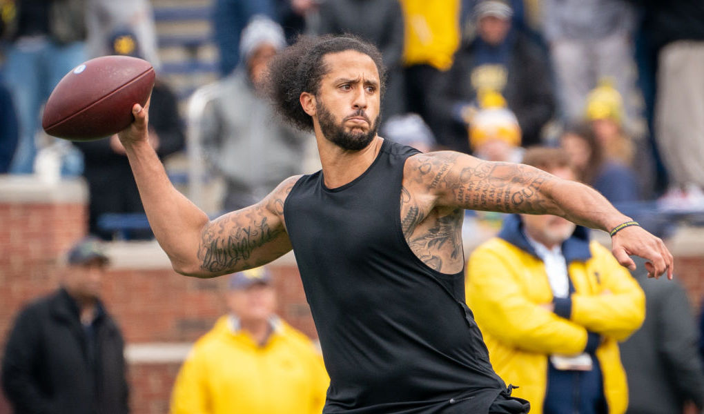 Raiders owner: Colin Kaepernick would be welcomed 'with open arms,'