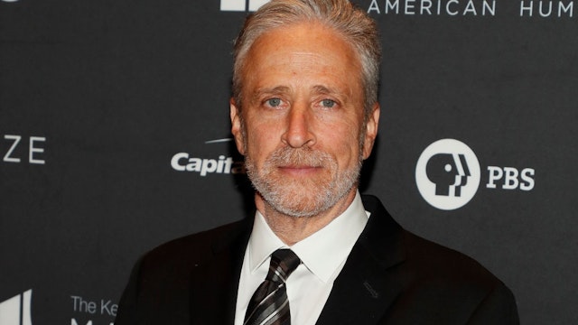WASHINGTON, DC - APRIL 24: Jon Stewart attends the 23rd Annual Mark Twain Prize For American Humor at The Kennedy Center on April 24, 2022 in Washington, DC.