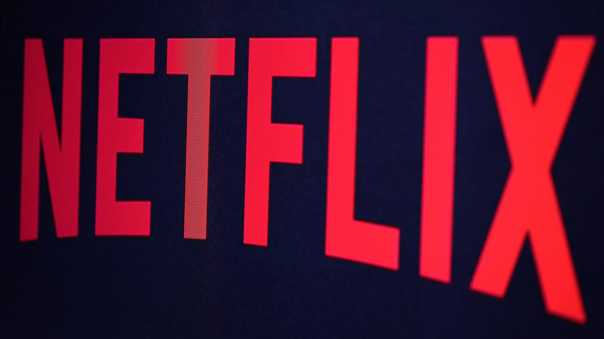 Netflix Teases ‘He’s Expecting’ Series Days After Apple Debuts ‘Pregnant Man’ Emoji