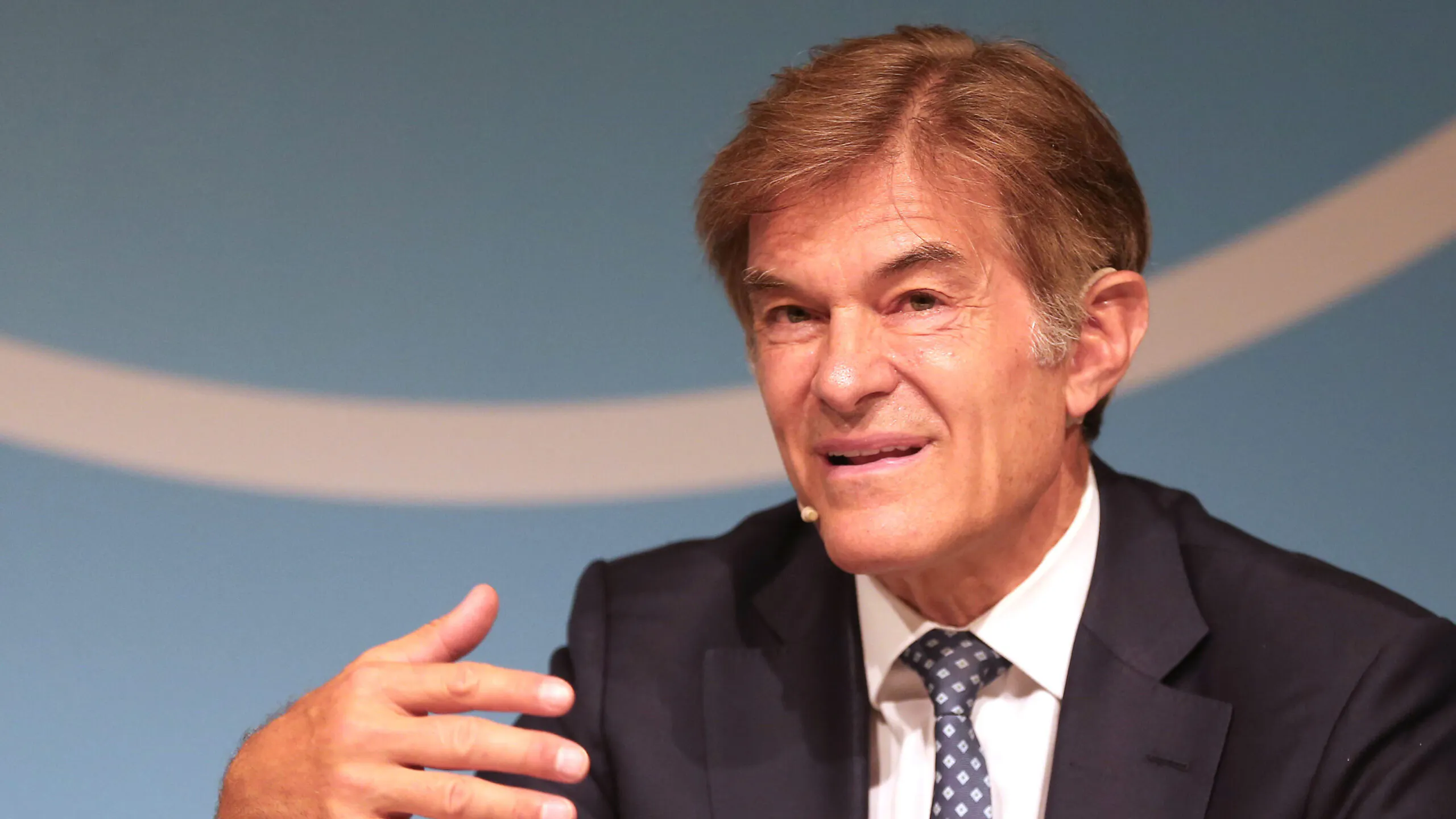 Dr. Oz Accused Of Violating Foreign Agent Law; Photo Emerges Of Him Voting In Recent Turkish Elections