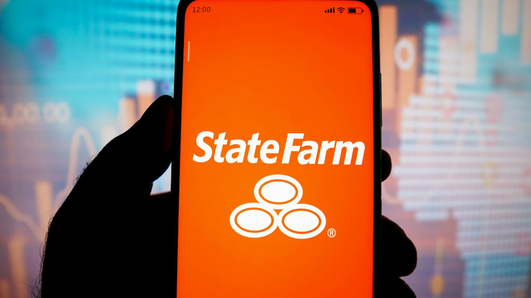 BRAZIL - 2022/05/07: In this photo illustration, the State Farm Insurance logo seen displayed on a smartphone. (Photo Illustration by Rafael Henrique/SOPA Images/LightRocket via Getty Images)