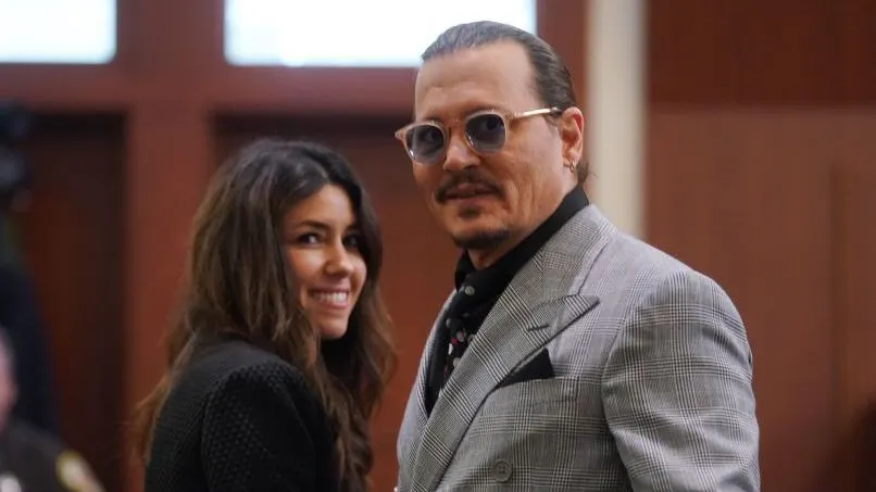 ‘Is Idiot A Professional Opinion?’: Depp, Lawyer Giggle As Heard Expert Struggles To Explain Deposition