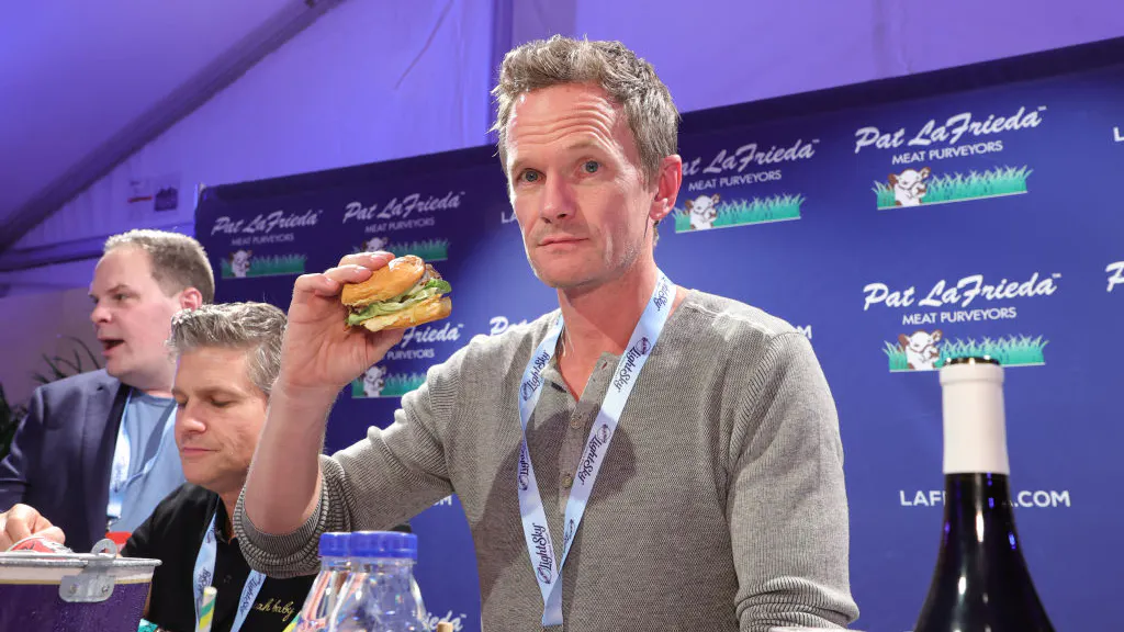 Neil Patrick Harris Apologizes For Serving Party Platter Shaped Like Amy Winehouse’s Corpse