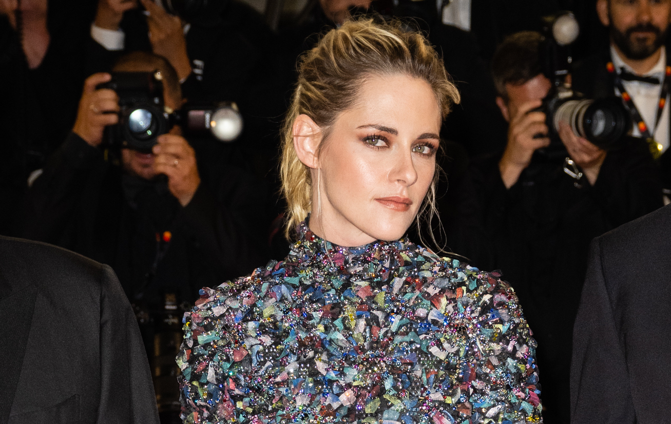 Chaos ensues at Brussels premiere of Kristen Stewart’s new lesbian film