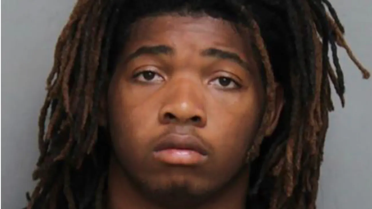 Former Virginia Tech LB Who Was Cleared For Killing Tinder Date After Learning Match Was A Man Back Playing Football