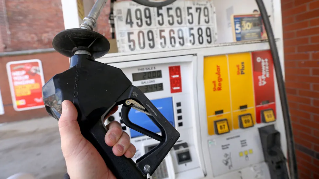 Massachusetts Drivers Advised ‘To Fill Up Early’ Before Memorial Day To Avoid Even Higher Cost Of Gas