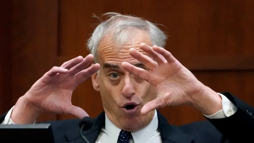 WATCH: Depp’s Reaction To Psychiatrist’s Really Weird Behavior On The Stand