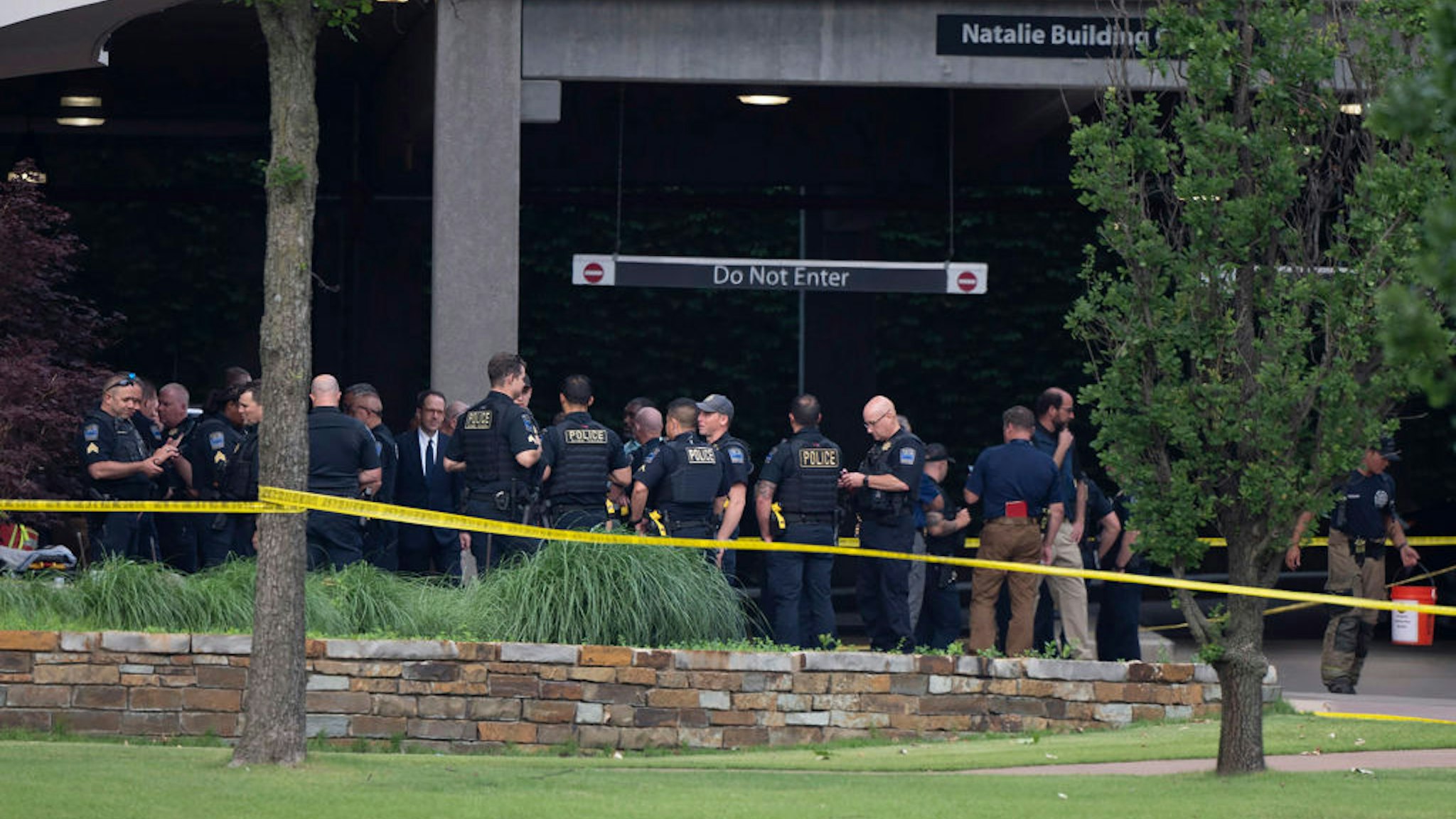 Police respond to the scene of a mass shooting on at St. Francis Hospital on June 1, 2022 in Tulsa, Oklahoma.