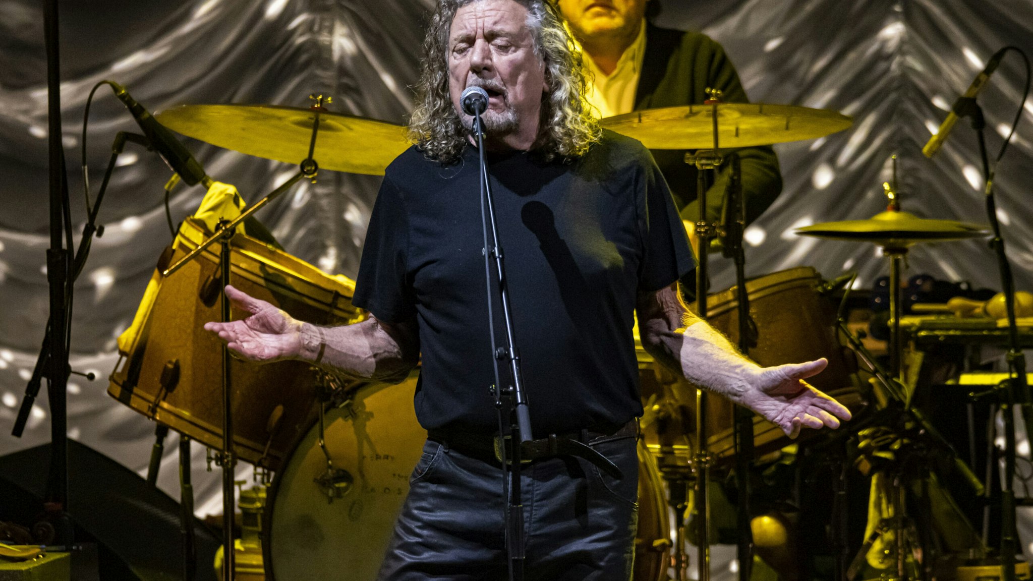 Led Zeppelin frontman Robert Plant just revealed he was offered a cameo role in Game of Thrones, but turned it down