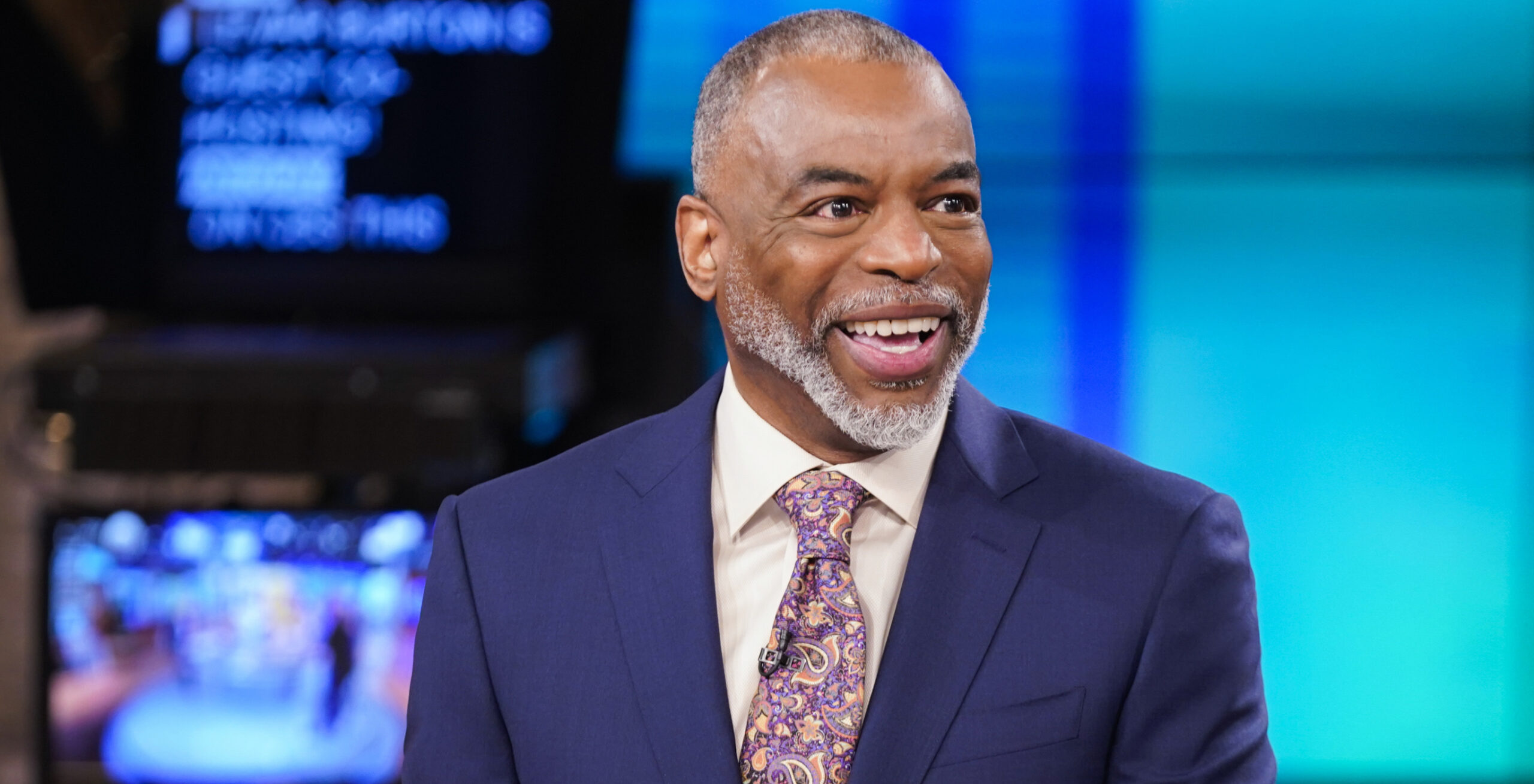 Reading Rainbow Actor LeVar Burton Says He ll Fight Conservative