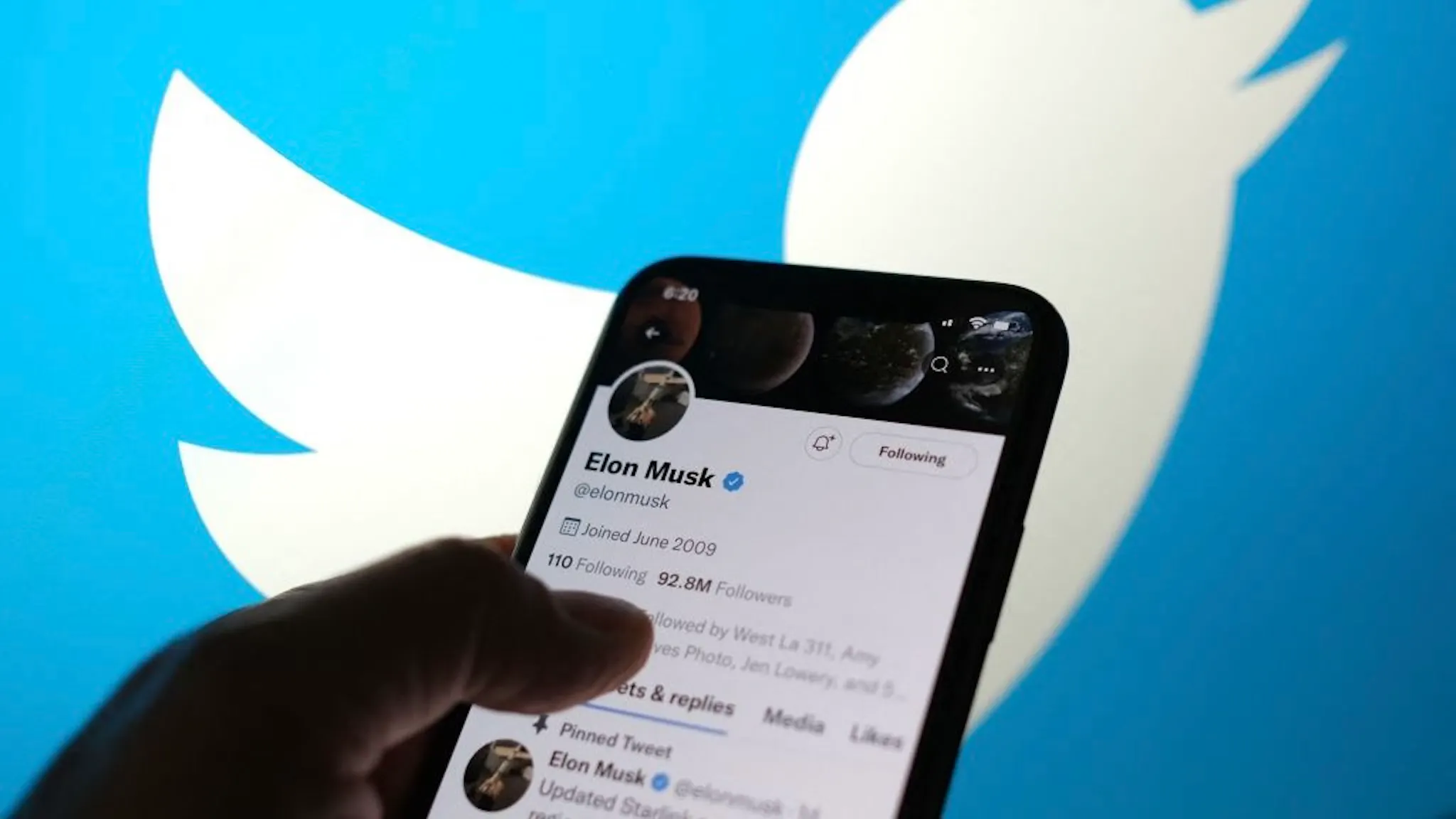 Twitter Board Unanimously Endorses Musk Takeover Bid