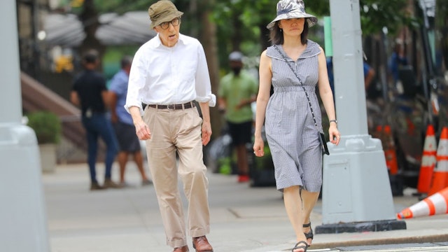 NEW YORK CITY, NY - AUGUST 03: Woody Allen and Soon-Yi Previn spotted walking on August 03, 2021 in New York City, New York. (Photo by