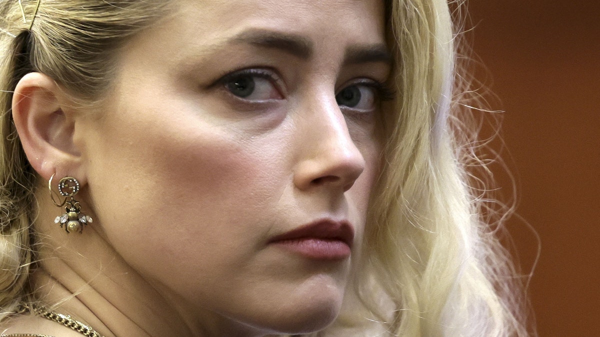Amber Heard Under Foreign Criminal Investigation In Smuggling Case, Told Others To Lie To Authorities: Report