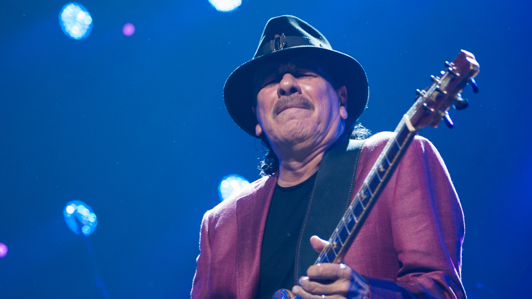 Carlos Santana back on stage for Las Vegas residency following mid-show  collapse