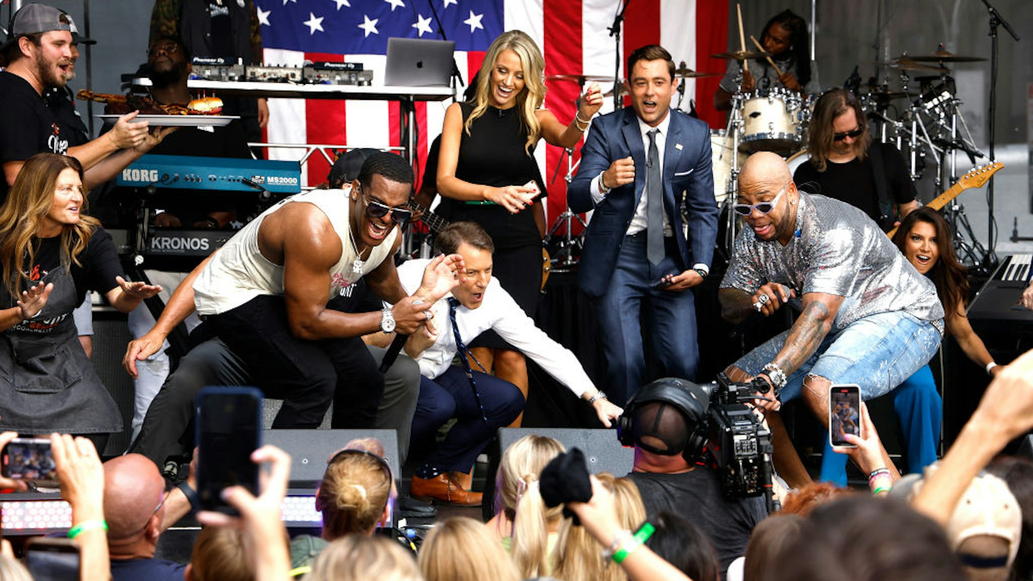 NEW YORK, NEW YORK - JULY 08: Int'l Nephew, Todd Piro, Carley Shimkus, Adam Klotz and Flo Rida perform on "FOX &amp; Friends" All American Summer Concert Series at FOX Studios on July 08, 2022 in New York City. (Photo by John Lamparski/Getty Images)