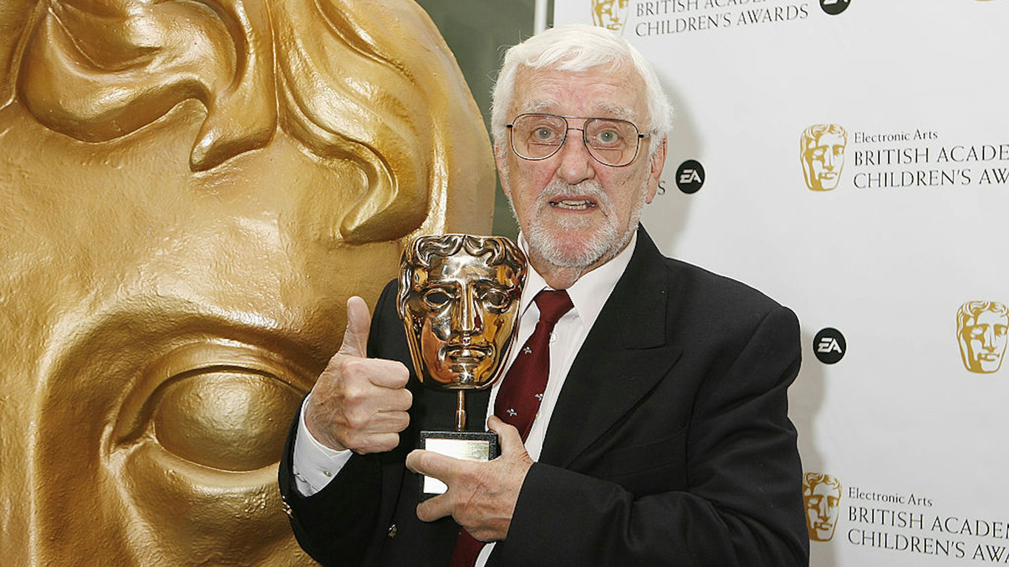 Bernard Cribbins with the Special Award poses in the press room at the 'EA British Academy Children's Awards 2009' at The London Hilton on November 29, 2009 in London, England.