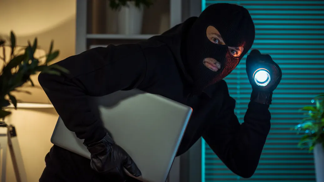 2 Fairfax, Virginia, Public School Employees Stole 35,000 School Laptops: Police