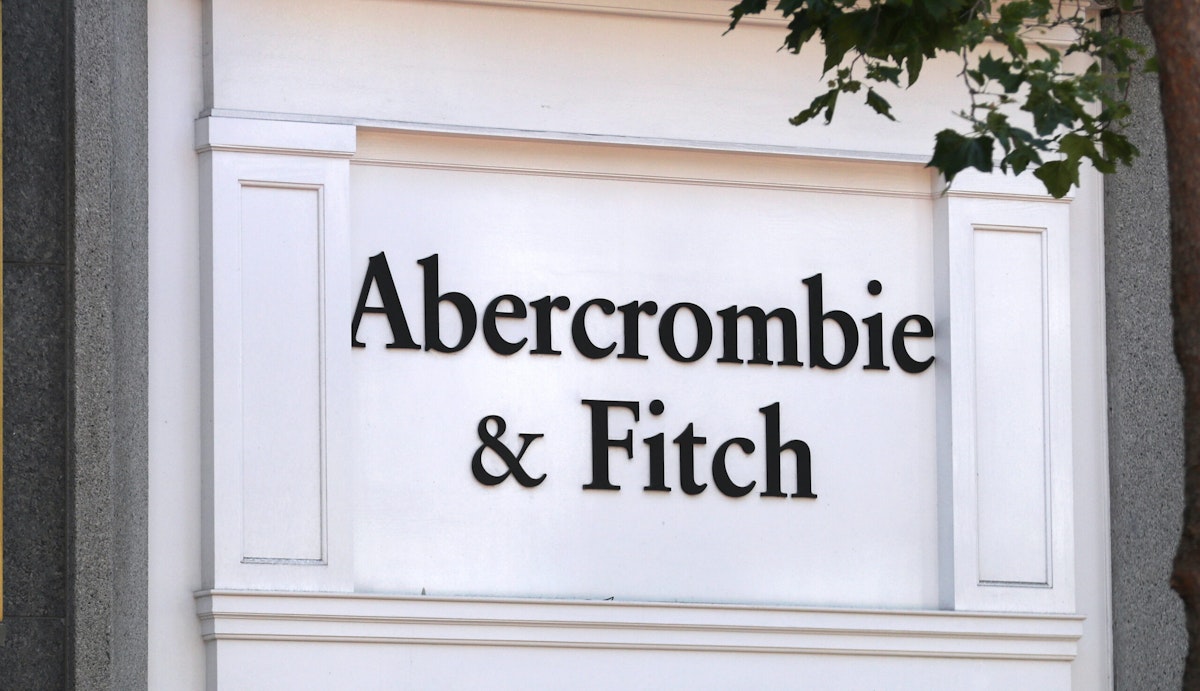Not available in XL: Abercrombie & Fitch CEO Mike Jeffries accused