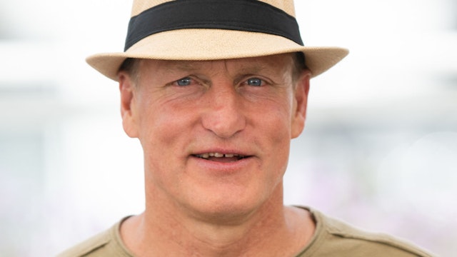 CANNES, FRANCE - MAY 22: Woody Harrelson attends the photocall for "Triangle Of Sadness" during the 75th annual Cannes film festival at Palais des Festivals on May 22, 2022 in Cannes, France. (Photo by Samir Hussein/WireImage)