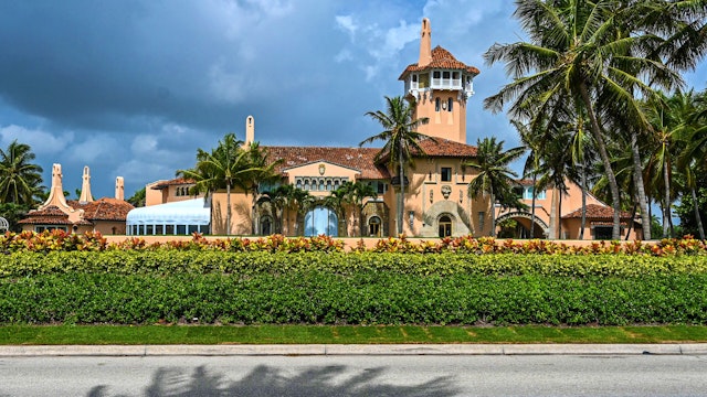 Former US President Donald Trump's residence in Mar-A-Lago, Palm Beach, Florida on August 9, 2022. - Former US president Donald Trump said August 8, 2022 that his Mar-A-Lago residence in Florida was being "raided" by FBI agents in what he called an act of "prosecutorial misconduct."