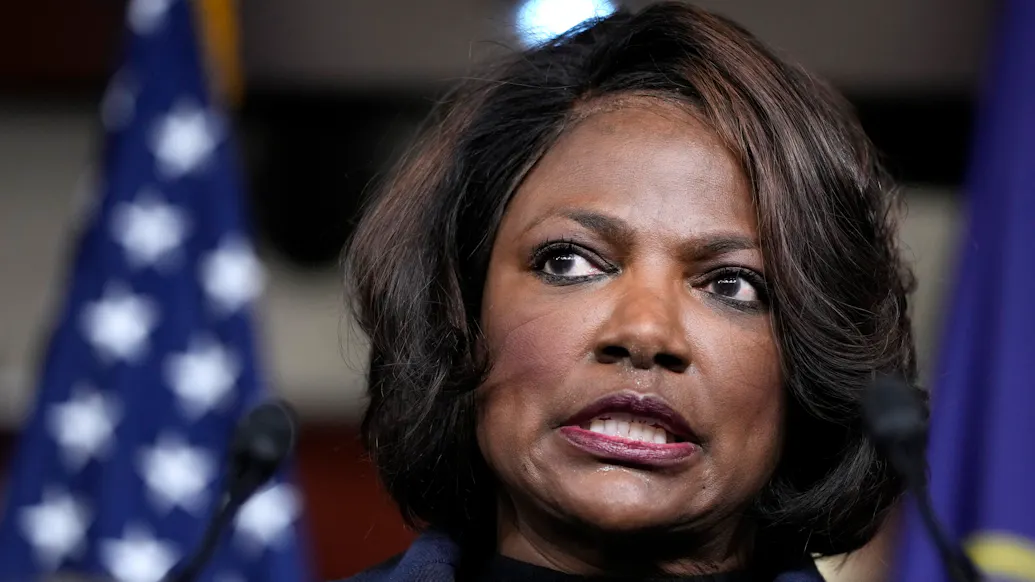 WATCH: Democrat Val Demings’ Security Allegedly Push Man On Ground, Police Launch Investigation