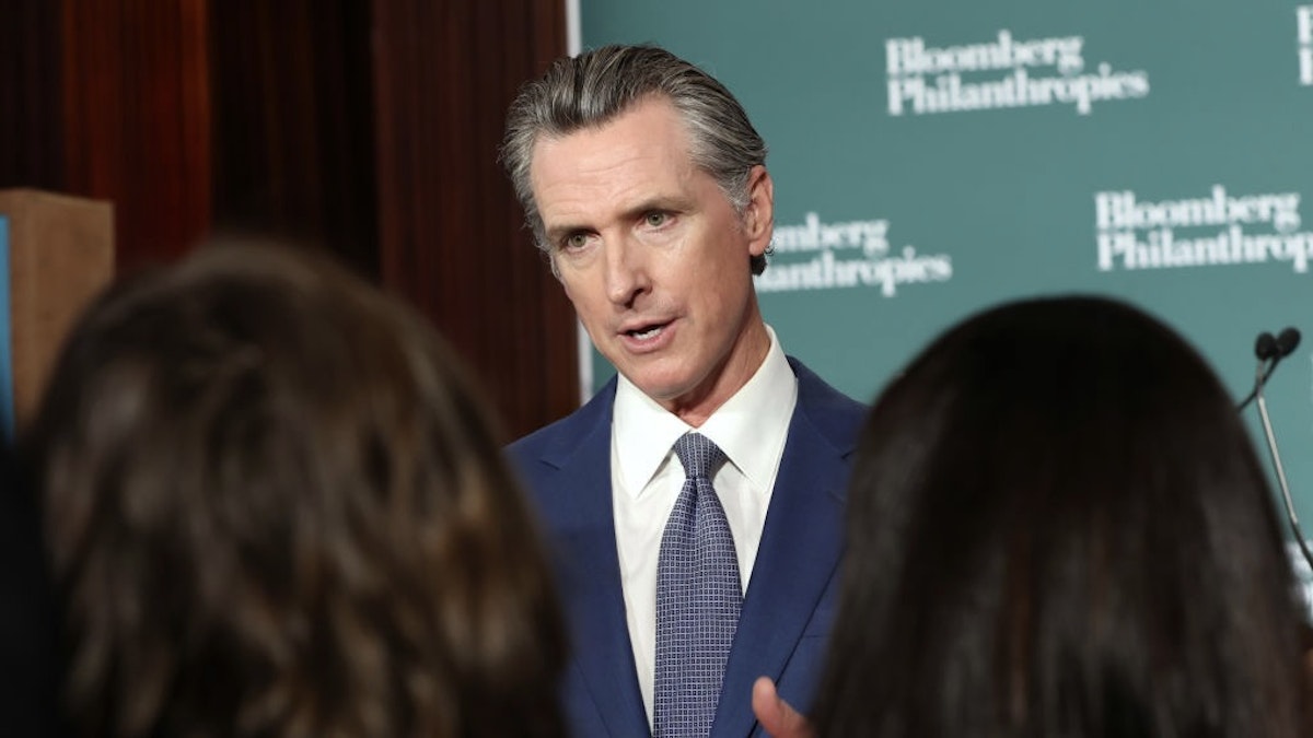 Newsom Travels To Texas Even Though It’s One Of California’s Banned Travel States