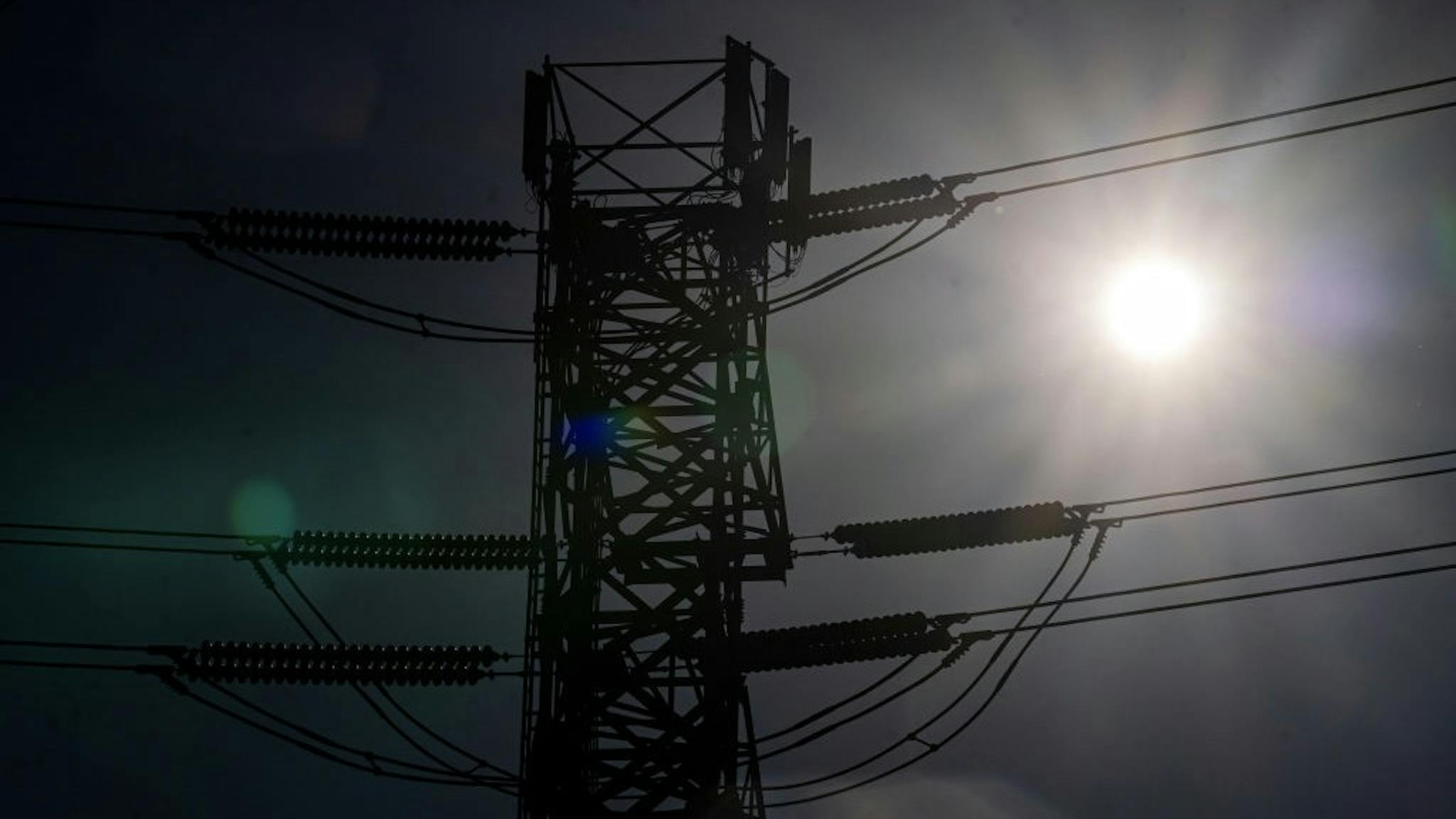 BDDCDDD1-75E4-4A80-969E-E87FDA6549EC_1_201_a Extreme Heat Expected In California Through Labor Day Weekend Electrical transmission towers during a heatwave in Vallejo, California, US, on Sunday, Sept. 4, 2022. Blisteringly hot temperatures and a rash of wildfires are posing a twin threat to Californias power grid as a heat wave smothering the region peaks in the days ahead. Photographer: David Paul Morris/Bloomberg via Getty Images Bloomberg / Contributor