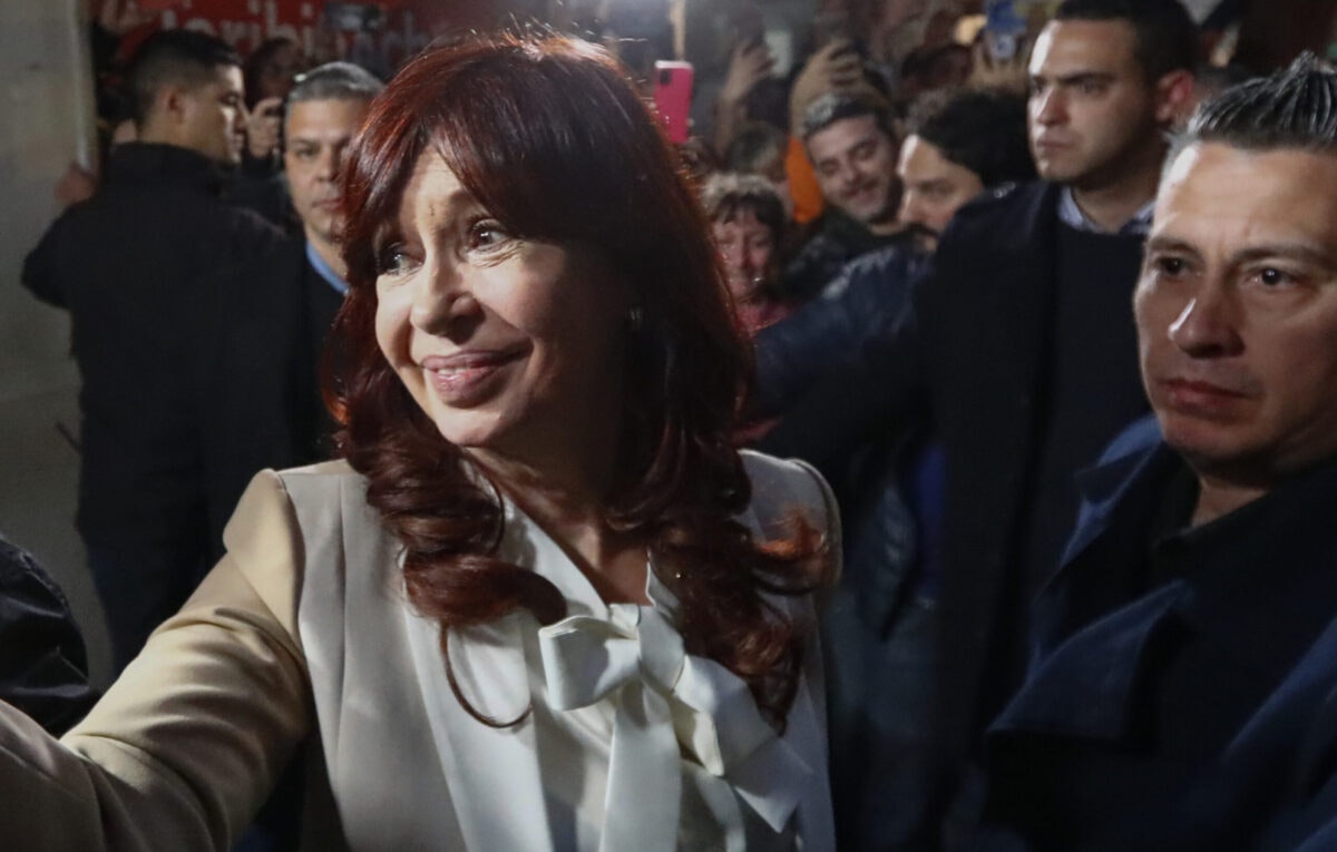 Video: Man Points Gun Inches From Argentine Vice President’s Face In Alleged Assassination Attempt