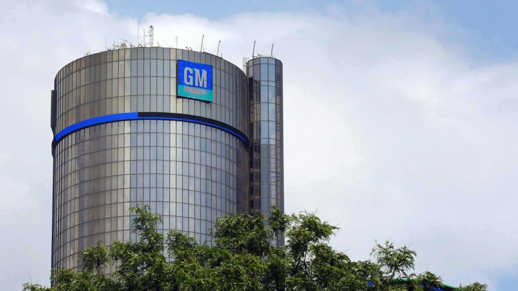 The General Motors world headquarters office is seen at Detroit's Renaissance Center