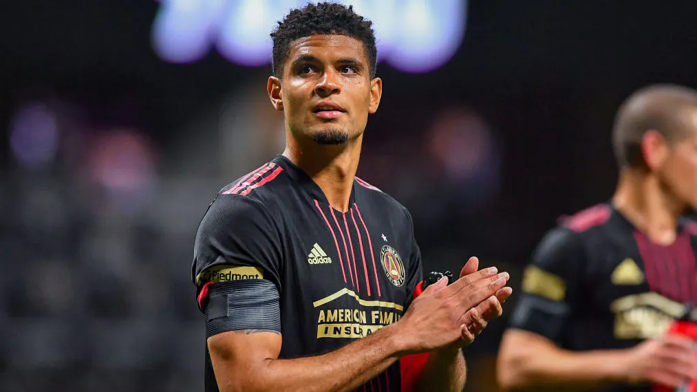 Pro Soccer Player Claims Bartender Is ‘Racist’ During Arrest For Alleged Stolen Shot