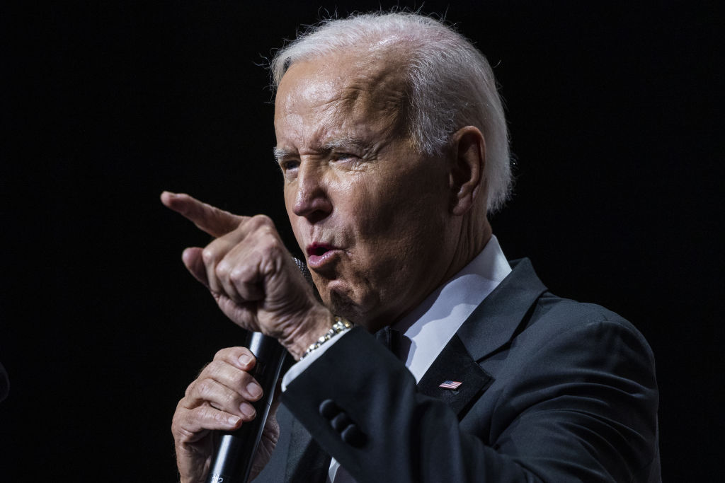 Calling Biden: Number Of Arrests Of Illegal Immigrants Reaches Record ...