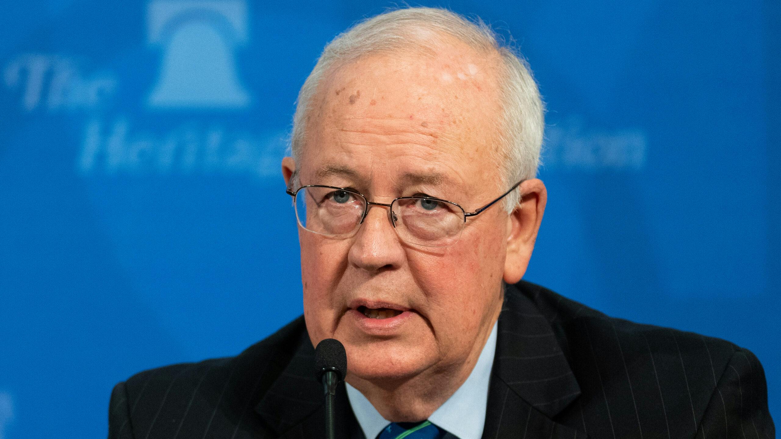 Ken Starr, Former Federal Judge And Clinton Investigator, Dies At 76