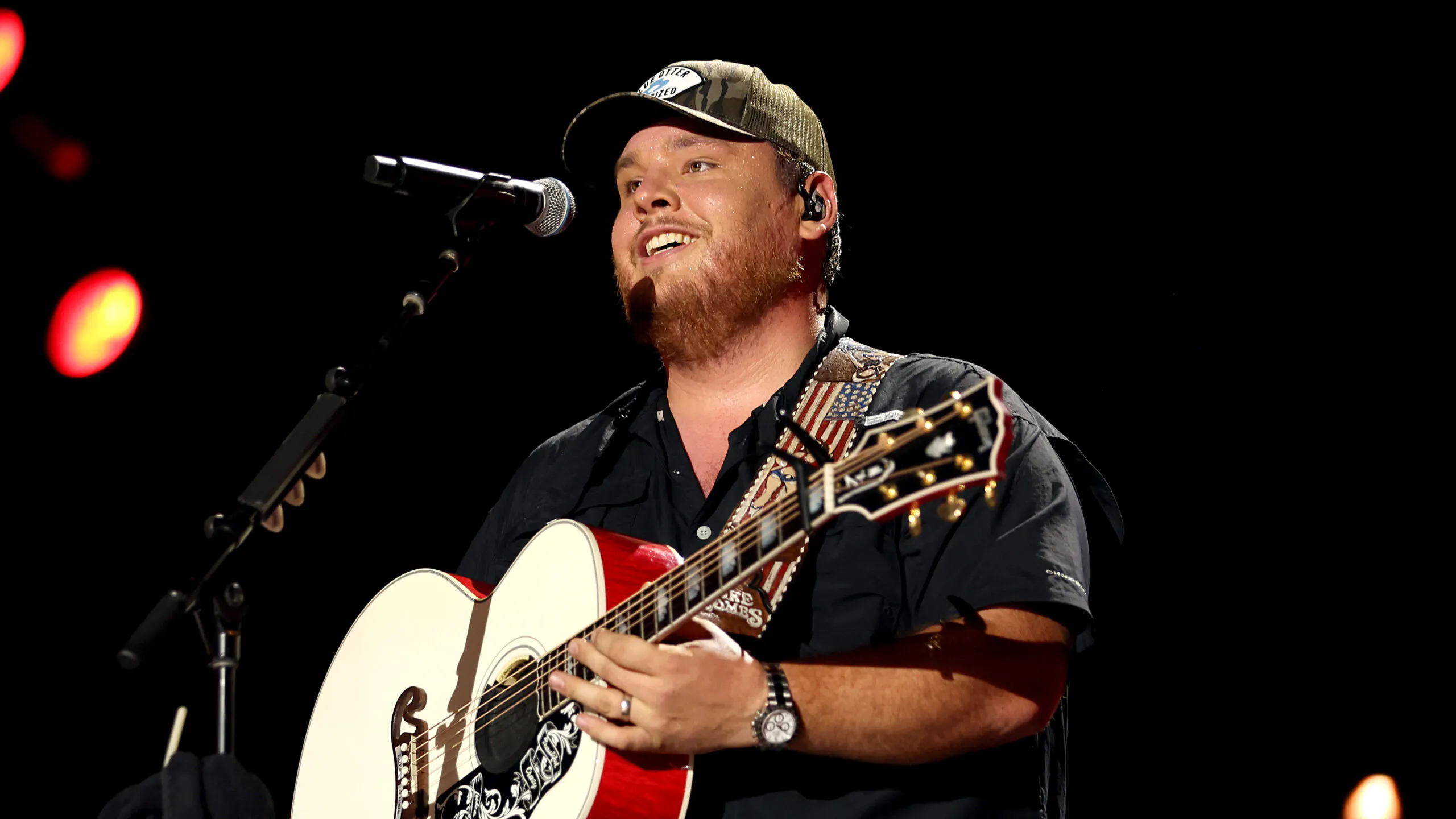 ‘Hard Work Pays Off’: Luke Combs Stops Concert, Repays Two Young Fans Who Stacked Wood To Earn Money For Tickets