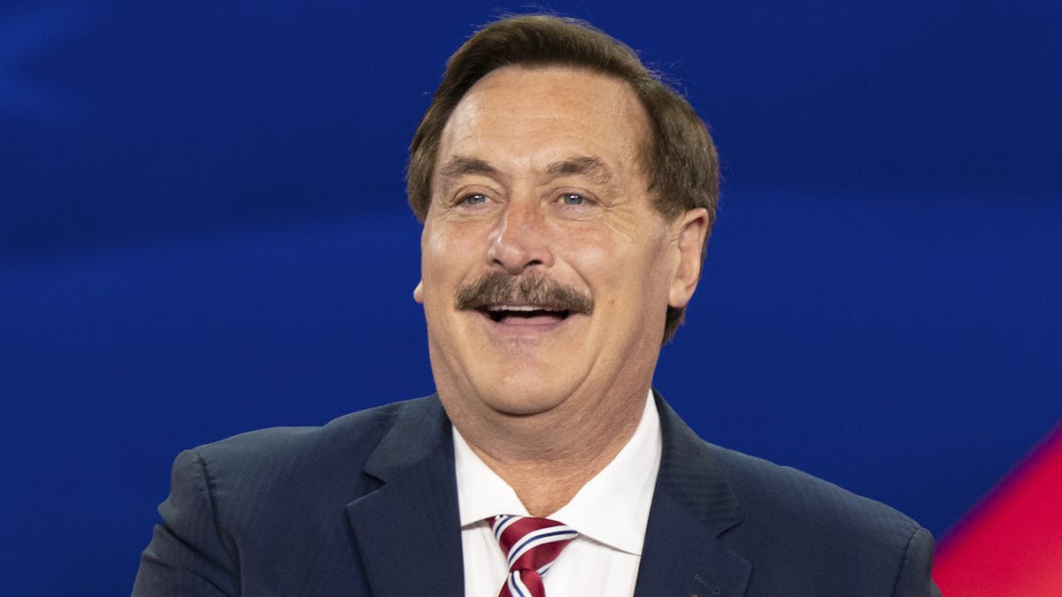 My Pillow CEO Mike Lindell Claims FBI Surrounded His Car, Seized Cell
