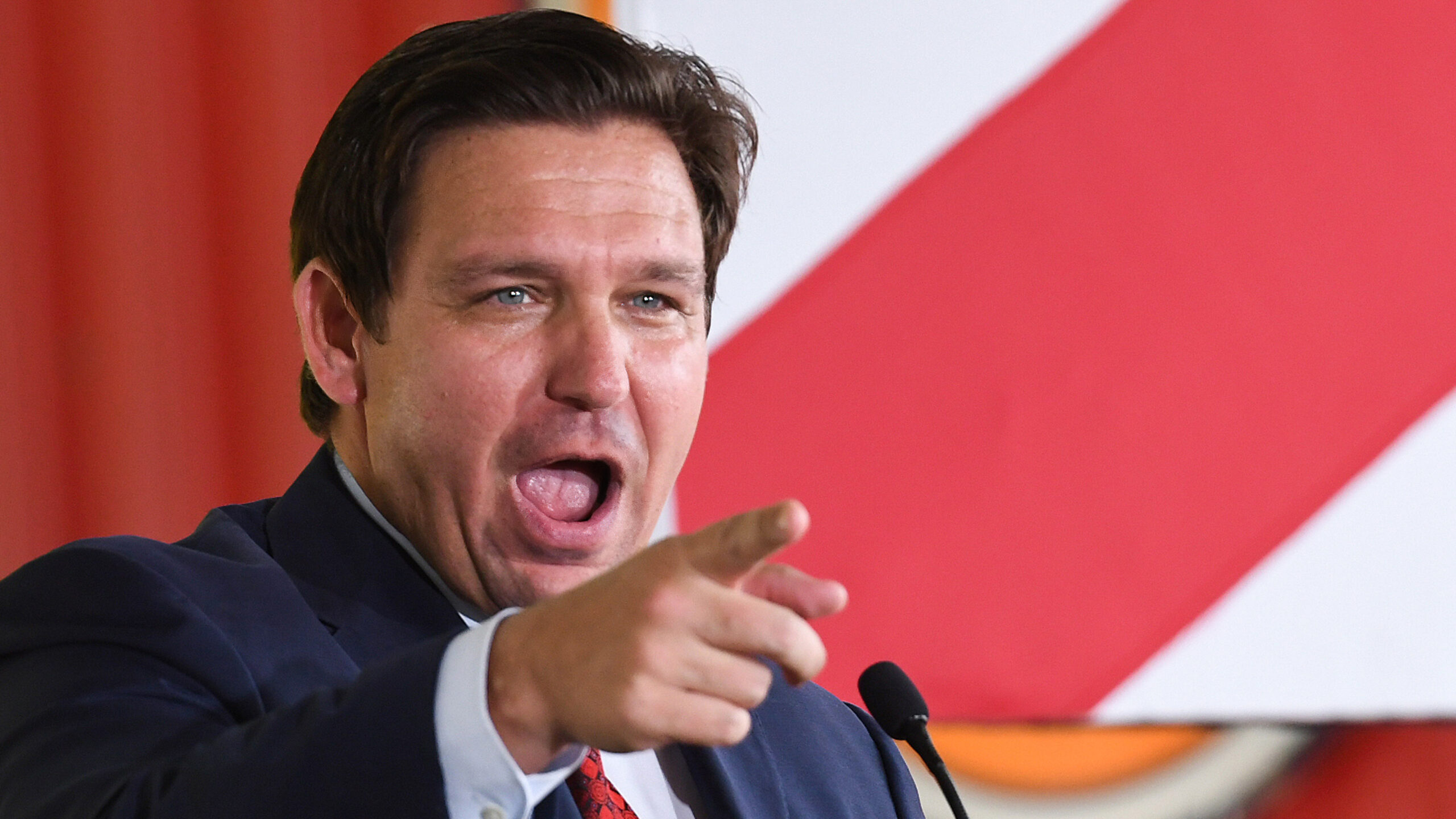 DeSantis Torches Ukraine Officials For ‘Attacking’ Elon Musk: ‘Don’t Bite The Hand That Feeds You!’