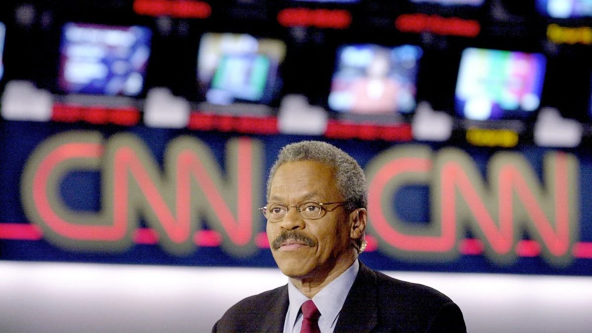 CNN political anchorman Bernard Shaw announces his upcoming retirement from the network on November 10, 2000 in Atlanta, Ga.