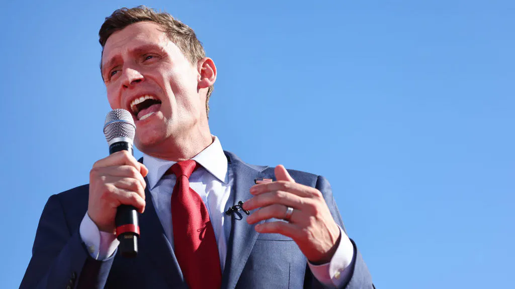 Politico Election Forecaster Shifts AZ Senate To ‘Toss Up’ After Late Blake Masters Rally